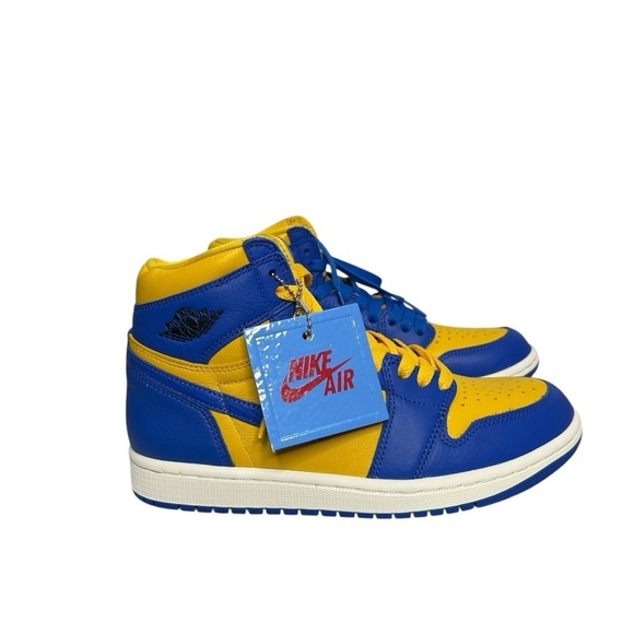 Nike Air Jordan Women's Retro 1 High OG Varsity Maize Game Royal Sz 7 FD2596-700 - Picture 4 of 14